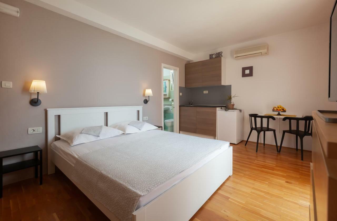 Waterfront Roko Apartment Podgora Ngoại thất bức ảnh
